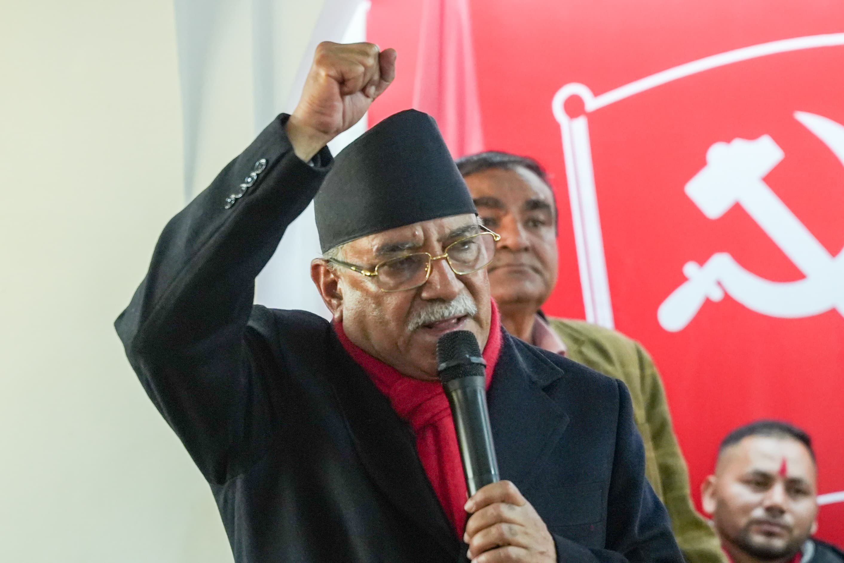 प्रचण्ड रुकुमपूर्व भ्रमणमा, चुनावपछि पहिलो जिल्ला आगमन