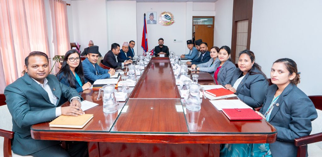 सिंहदरबारमा मन्त्रिपरिषद् बैठक सुरु