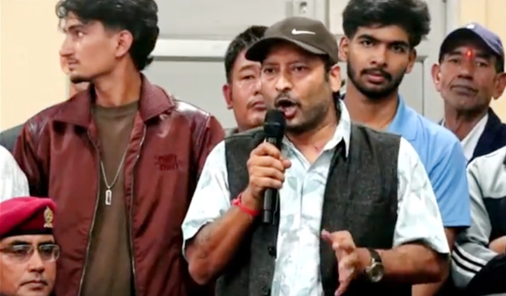 कार्यालय उद्घाटनमा महासचिव झाको गर्जन: हाम्रा नाममा राजनीति नगरियोस्