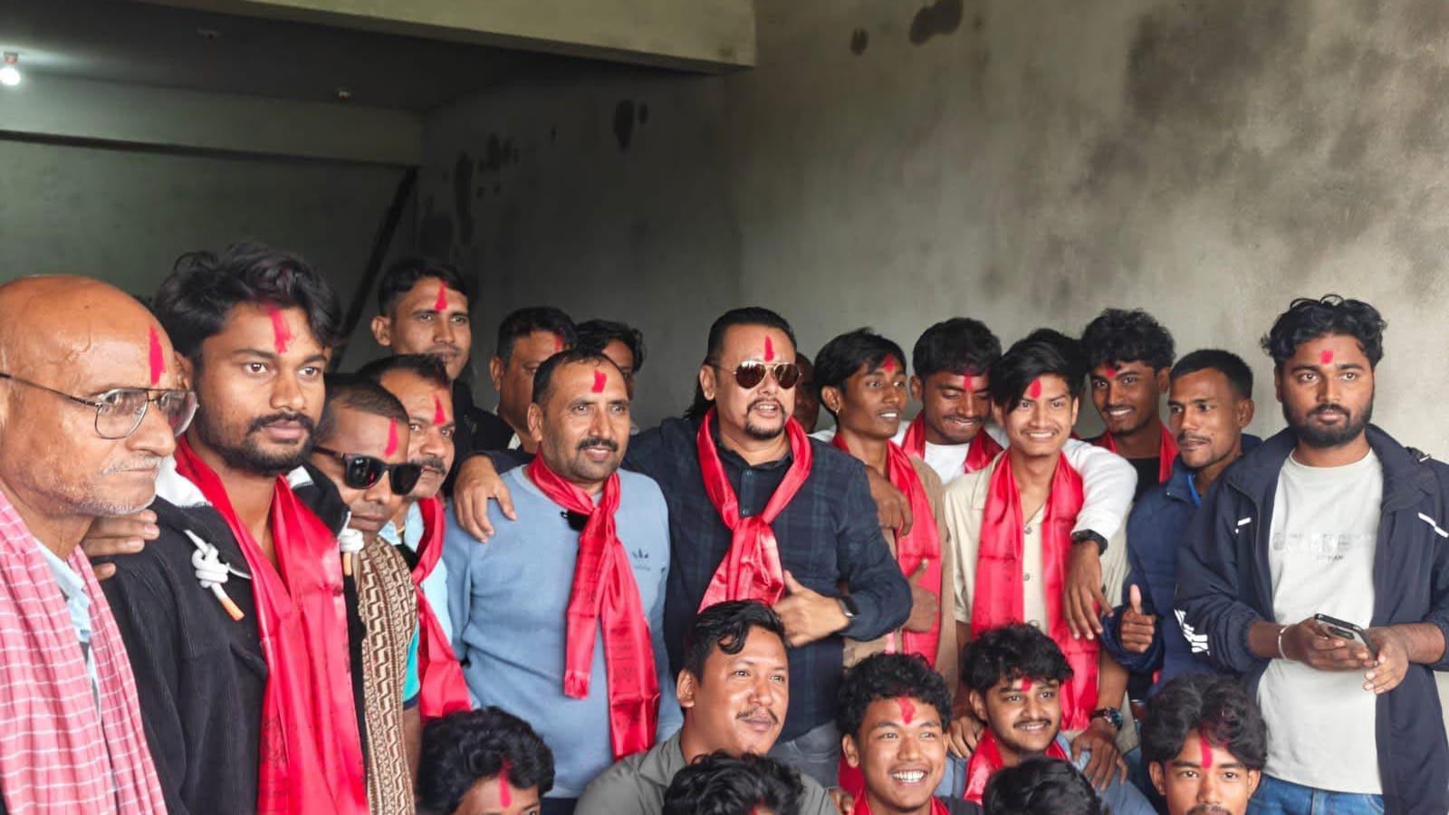 अरुण लामाको नेतृत्वमा चन्द्रपुर–१० मा रास्वपाको संगठन विस्तार, दर्जनौँ युवा पार्टीमा प्रवेश
